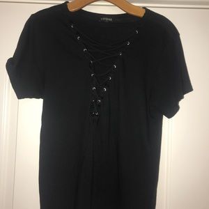 Express Lace Up T